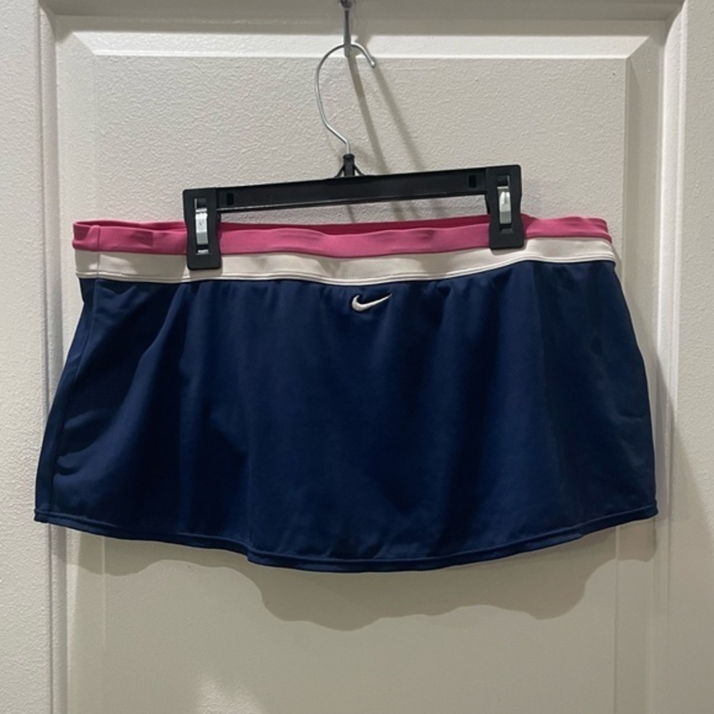 NEW..NIKE Navy and Pink Swim Skirt